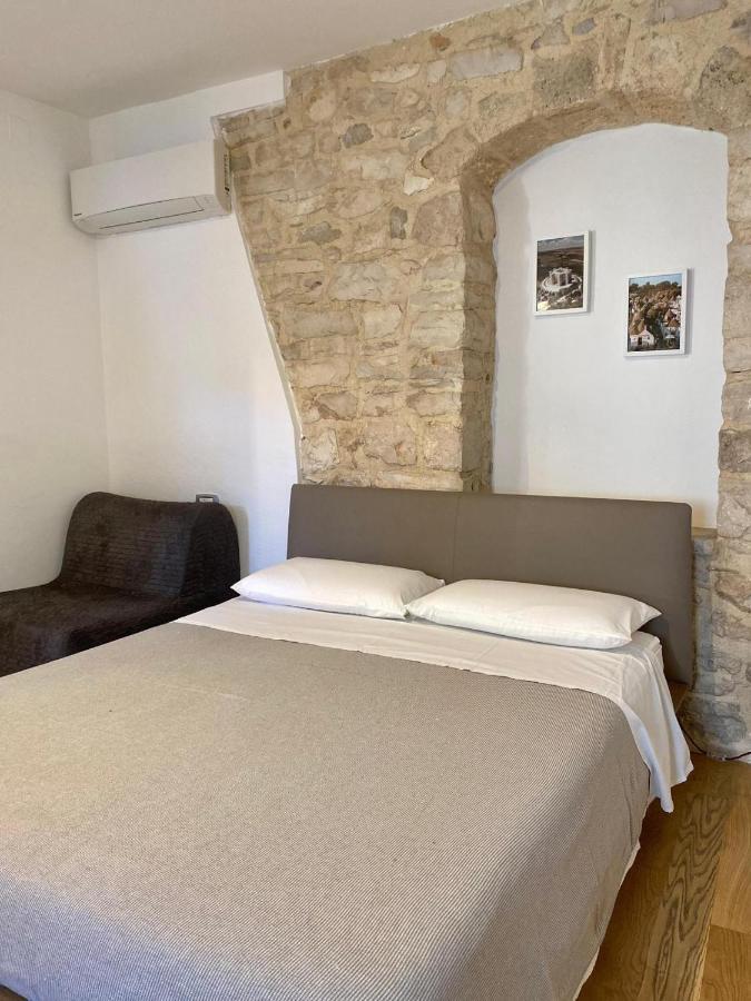 Altrelli Rooms Corato Exterior foto